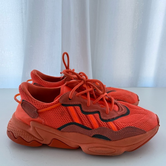 Adidas Ozweego - Picture 4 of 7